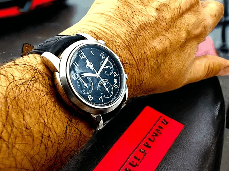 Ferrari por Girard-Perregaux Sports Classique Cronógrafo 8021 - Imagem 4